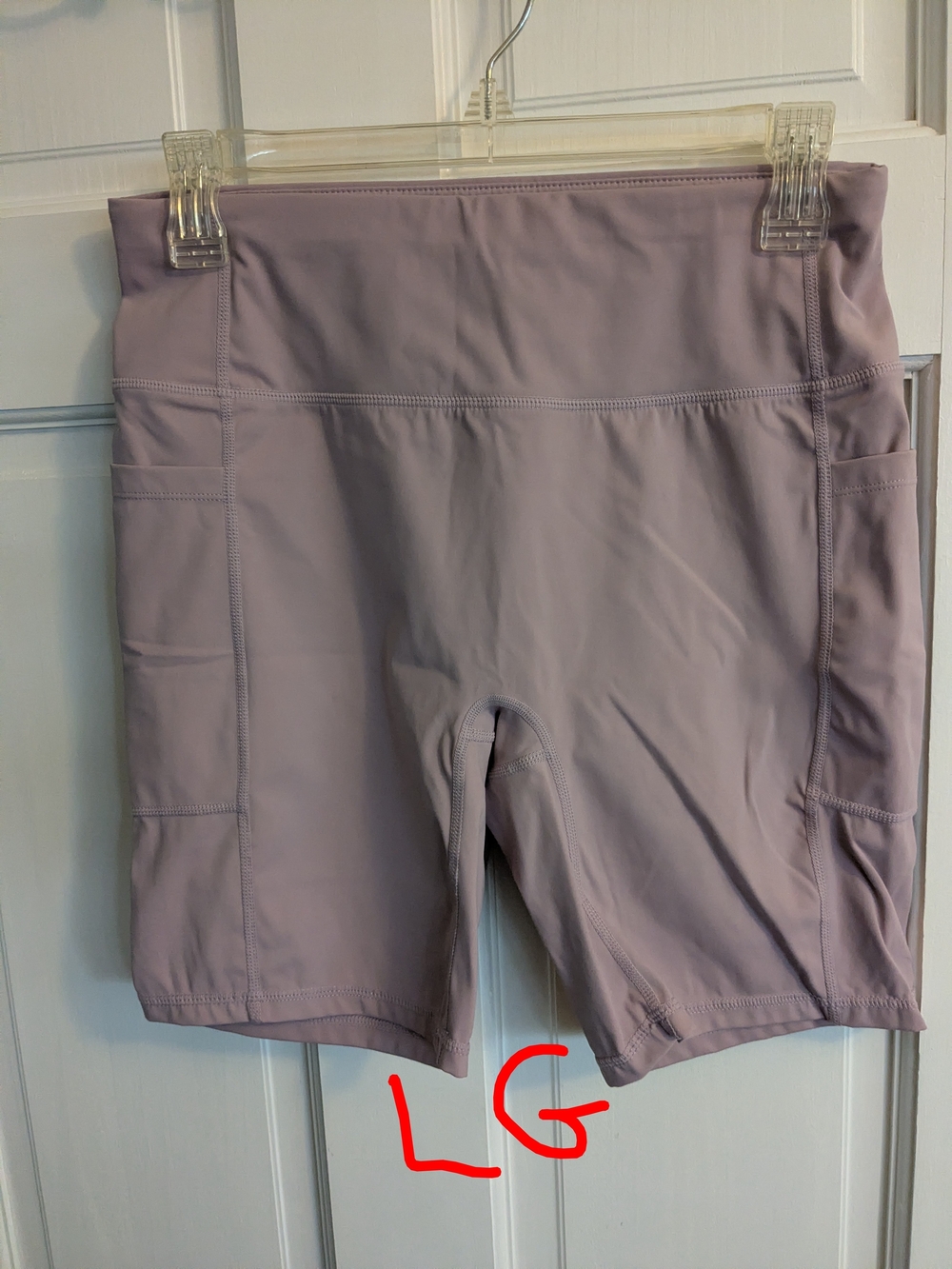 High-Rise Lavender Bike Shorts with Side Pockets